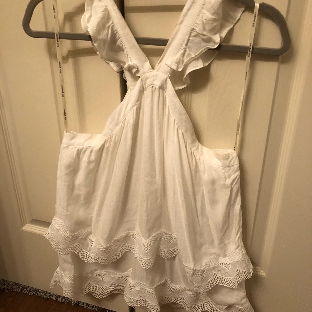 Blu Pepper White Layered Tank